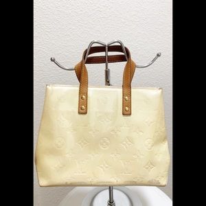 Louis Vuitton Vernis Reade PM